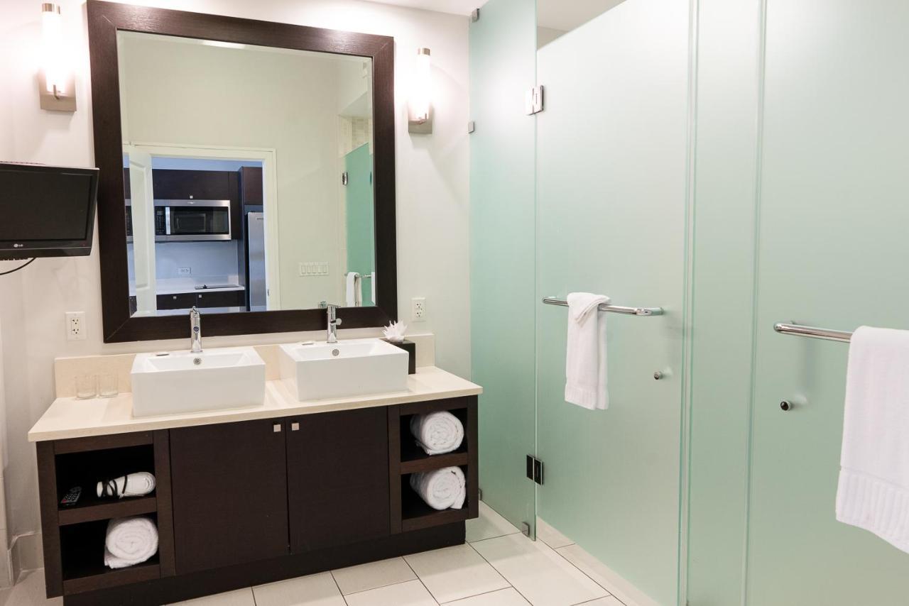 Modern Private Studio - King Bed, Jacuzzi, Balcony And Pool Aparthotel Miami Exterior foto