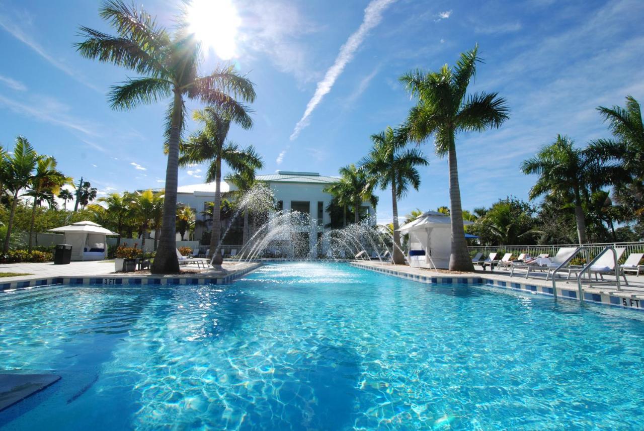 Modern Private Studio - King Bed, Jacuzzi, Balcony And Pool Aparthotel Miami Exterior foto